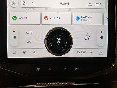 Certified 2022 Ford F150 Lightning Lariat image 21