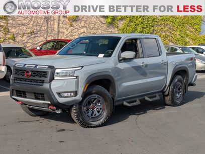 Used 2025 Nissan Frontier PRO-4X w/ Tow Package
