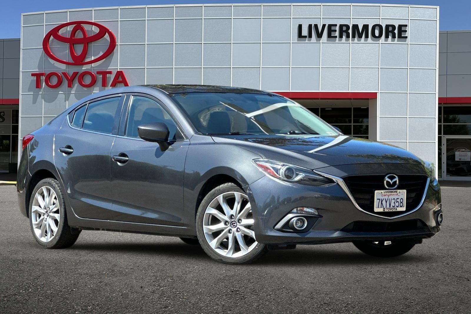 Used 2014 MAZDA MAZDA3 s Grand Touring FWD image 2