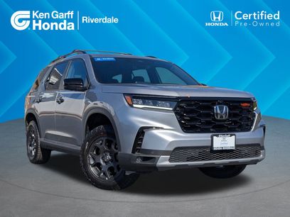 Certified 2025 Honda Pilot TrailSport