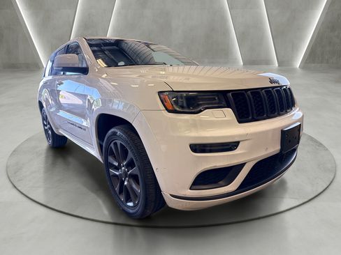 Used 2018 Jeep Grand Cherokee High Altitude AWD/4WD image 1