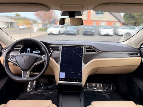 Used 2017 Tesla Model S 90D image 9