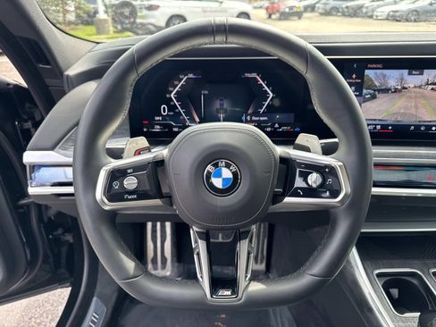 Certified 2023 BMW 760i xDrive w/ Luxury Rear Seating Package image 28