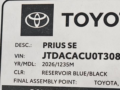 New 2026 Toyota Prius Plug-In Hybrid FWD image 24