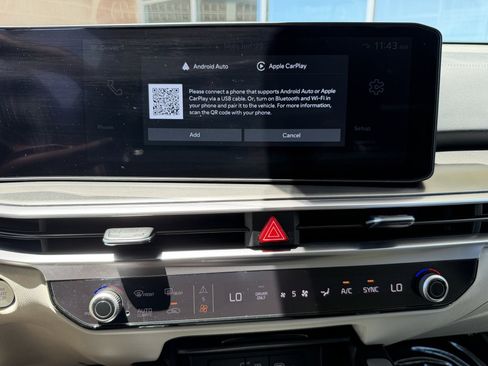 Used 2025 Kia Sorento EX w/ EX Panoramic Sunroof Package FWD image 21