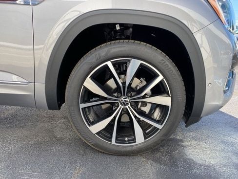 New 2026 Volkswagen Atlas Cross Sport SEL Premium R-Line image 22