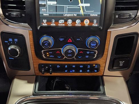 Used 2017 RAM 2500 Longhorn w/ Convenience Group AWD/4WD image 37