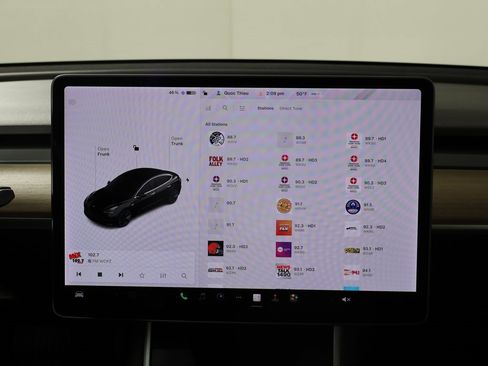 Used 2019 Tesla Model 3 Standard Range Plus image 42