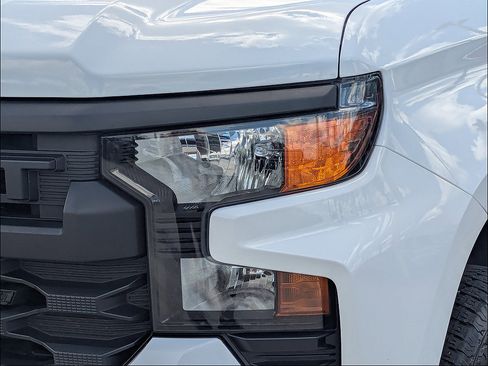 Certified 2025 Chevrolet Silverado 1500 Custom Trail Boss w/ Dark Appearance Package AWD/4WD image 36