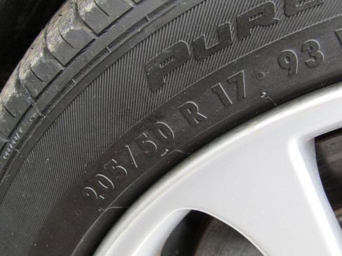 Used 2002 BMW 330Ci Convertible image 28