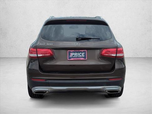 Used 2017 Mercedes-Benz GLC 300 image 6