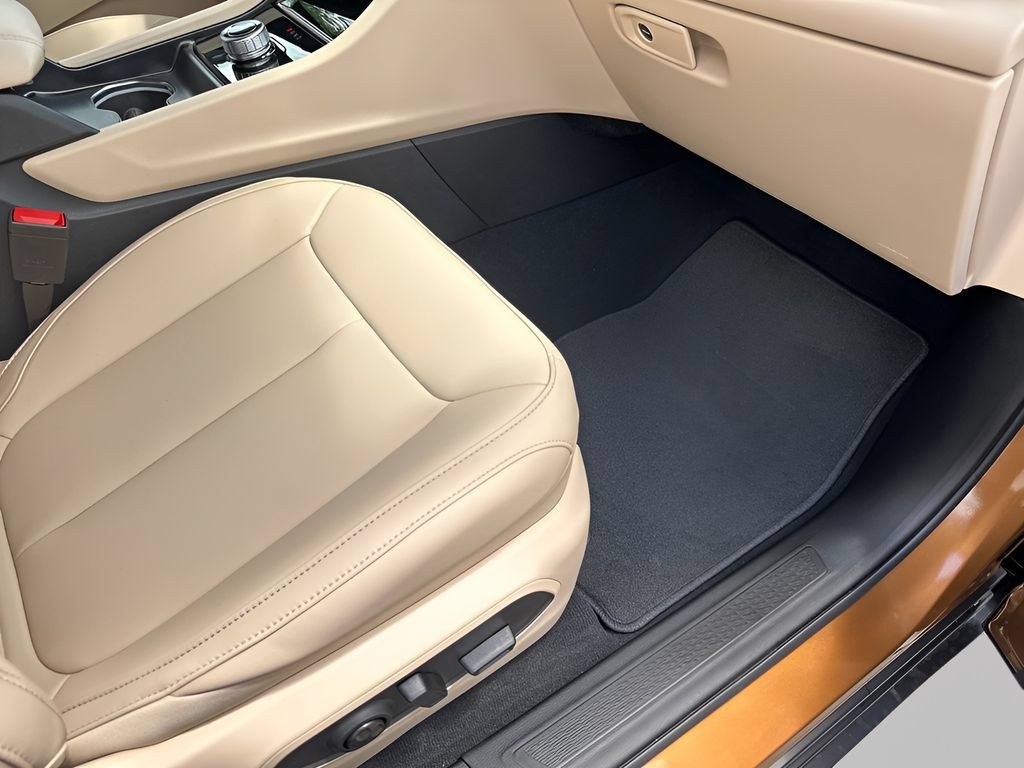 New 2026 Jeep Grand Cherokee Limited RWD image 38