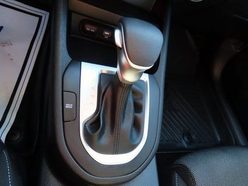 Used 2024 Kia Forte LXS w/ LXS Technology Package image 24