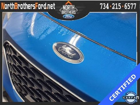 Used 2020 Ford Escape Titanium image 32