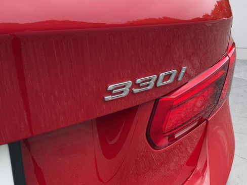 Used 2017 BMW 330i Sedan RWD image 28