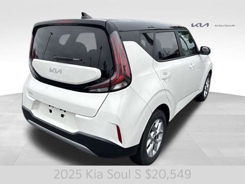 Certified 2025 Kia Soul S FWD image 8