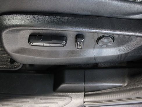 Used 2023 Honda Odyssey EX-L image 10