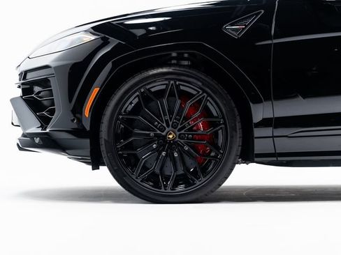 Used 2025 Lamborghini Urus SE AWD/4WD image 73