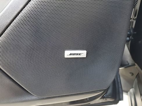 Used 2022 Cadillac XT6 Premium Luxury image 33