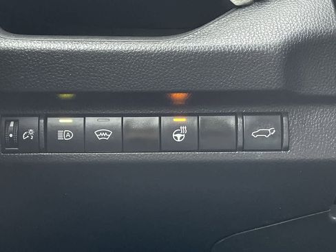 Used 2023 Toyota RAV4 XLE image 23