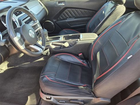 Used 2012 Ford Mustang Premium image 11