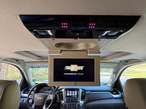 Used 2019 Chevrolet Tahoe LT AWD/4WD image 31