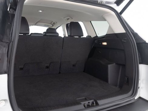 Used 2017 Ford Escape Titanium FWD image 40