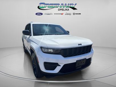 Used 2023 Jeep Grand Cherokee Altitude