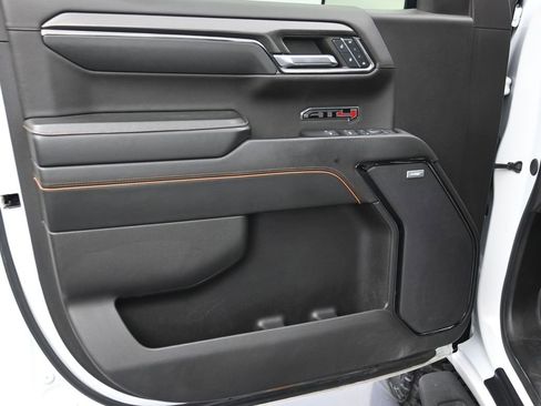 Certified 2024 GMC Sierra 1500 AT4 w/ Technology Package image 11