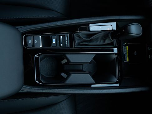 Certified 2025 Honda Accord EX-L image 27