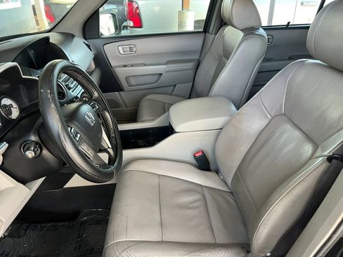 Used 2014 Honda Pilot Touring image 8