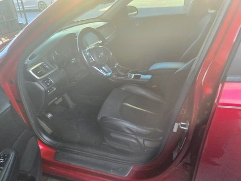 Used 2020 Kia Optima S image 4