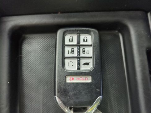 Used 2024 Honda Odyssey Sport image 39