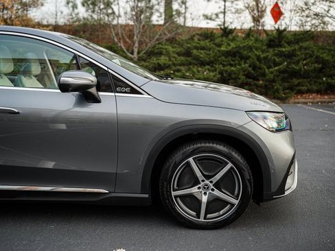 Used 2023 Mercedes-Benz EQE 350+ SUV w/ AMG Line Exterior Package image 11