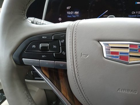 Used 2021 Cadillac Escalade Premium Luxury Platinum image 18