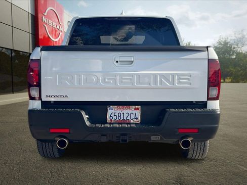 Used 2025 Honda Ridgeline RTL image 8