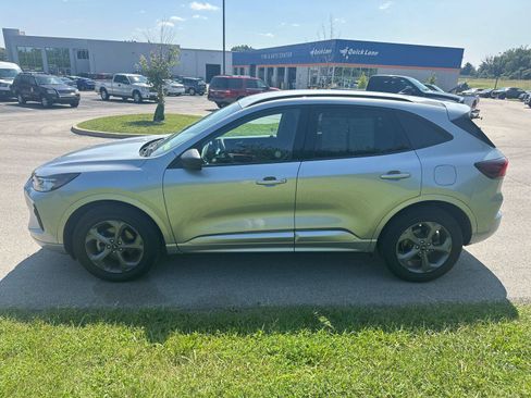 Used 2024 Ford Escape ST-Line w/ Tech Pack #1 AWD/4WD image 10