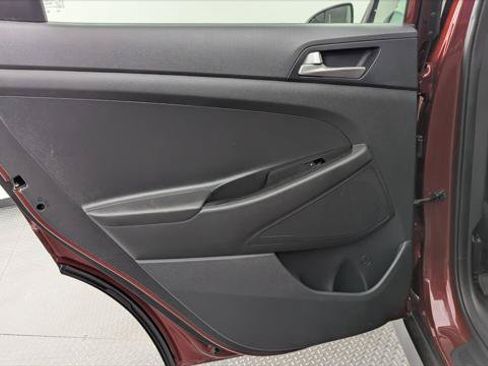 Used 2019 Hyundai Tucson SE FWD image 16