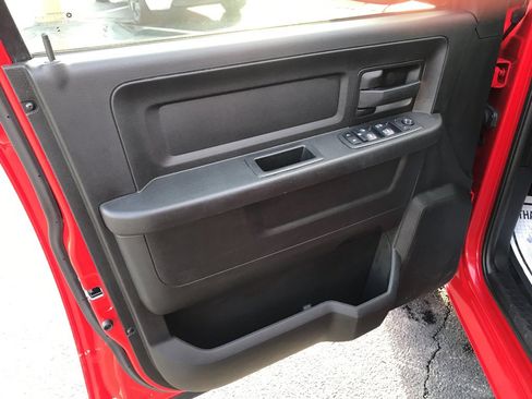 Used 2021 RAM 1500 Tradesman w/ Chrome Appearance Group image 23