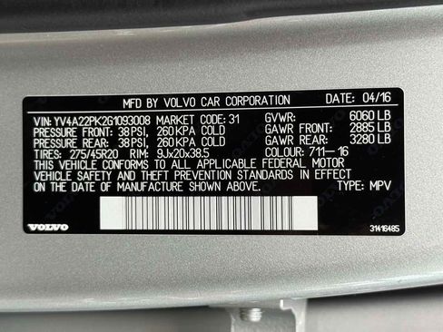 Used 2016 Volvo XC90 T6 Momentum w/ Momentum Plus Package AWD/4WD image 42