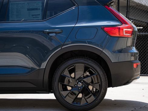 New 2026 Volvo EX40 Ultra image 4