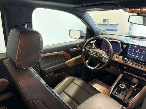 Used 2023 GMC Canyon Denali AWD/4WD image 29