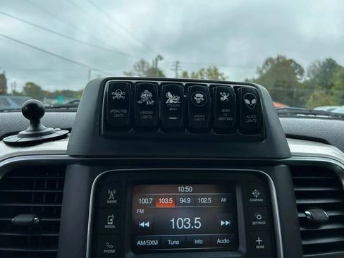 Used 2019 RAM 1500 Classic SLT RWD image 23
