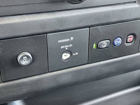 New 2025 GMC Savana 2500 Extended w/ Driver Convenience Package RWD image 14