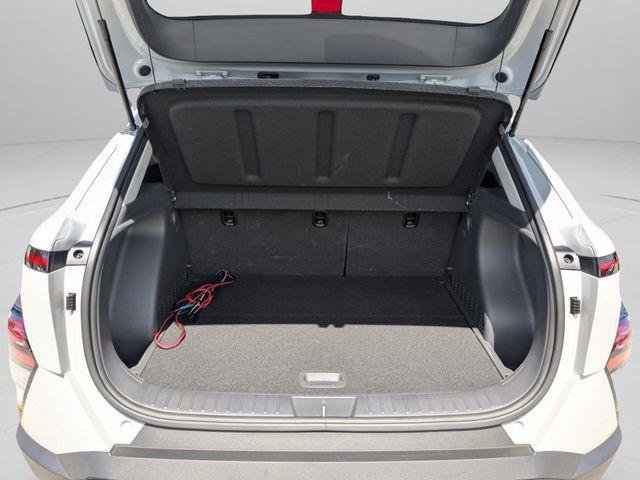 Used 2024 Hyundai Kona SEL FWD image 13