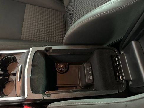 Used 2019 Dodge Charger R/T RWD image 28