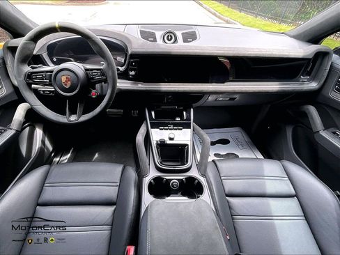 Used 2026 Porsche Cayenne Turbo GT AWD/4WD image 13
