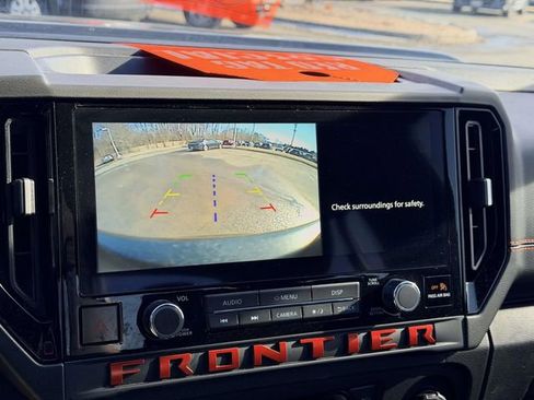 Used 2025 Nissan Frontier PRO-4X w/ Tow Package image 21