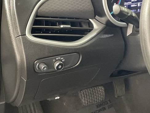 Used 2024 Chevrolet Malibu LT image 13