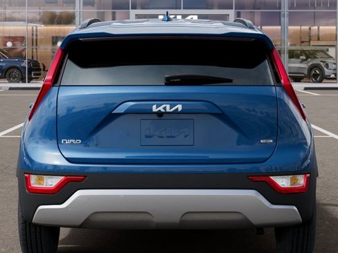 New 2026 Kia Niro EX FWD image 11